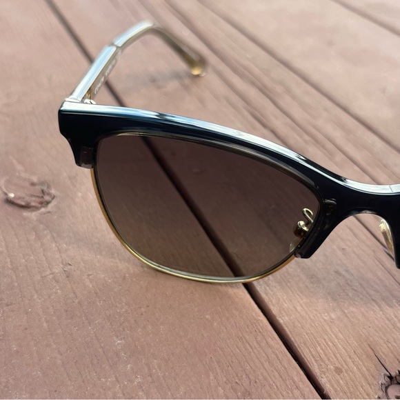 Coach Retro Signature Sunglasses - Picture 3 of 5